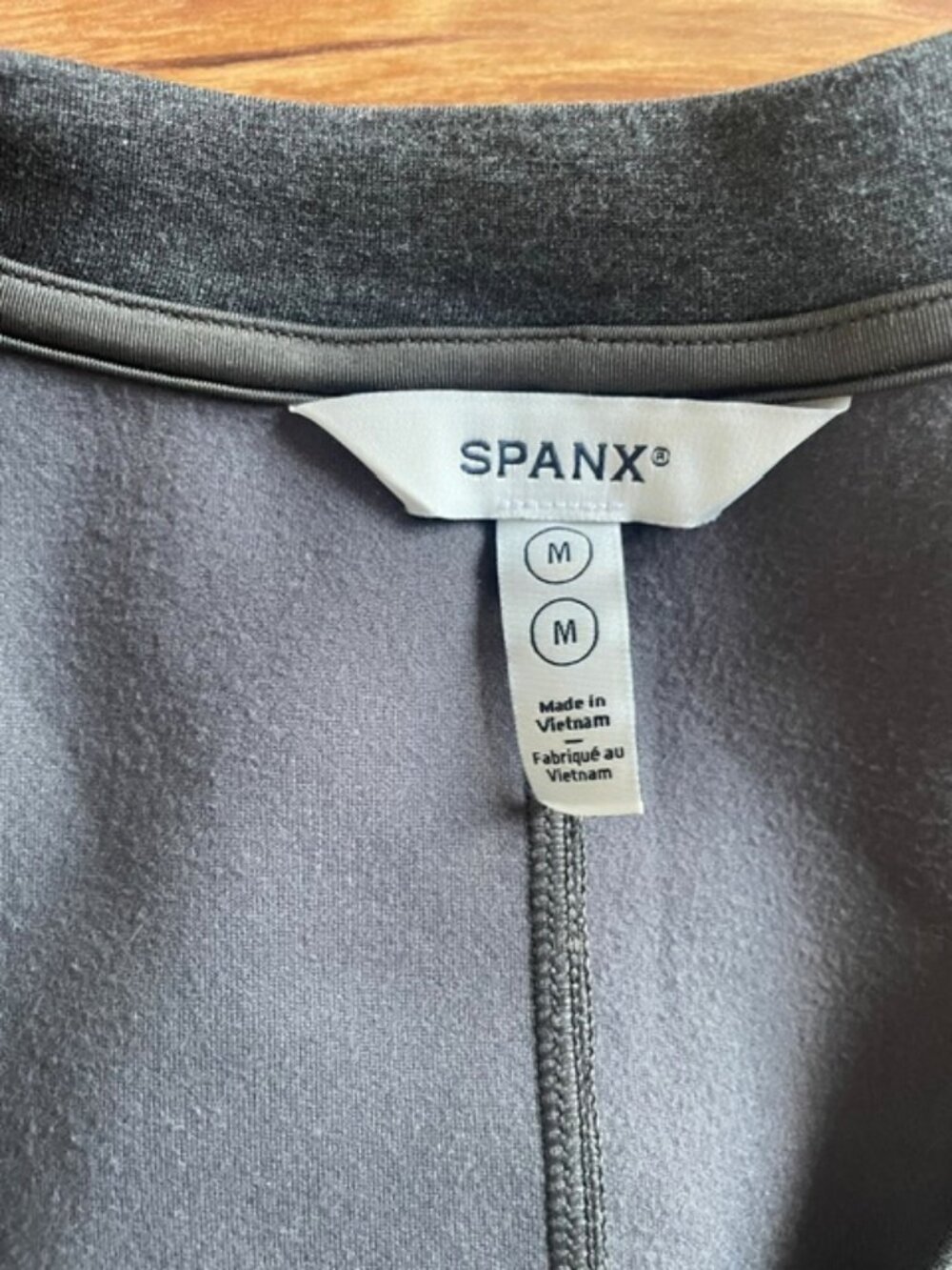 Spanx Women's V-Neck Long Sleeve Sweater, Gray, Medium Size - Picture 3 of 3